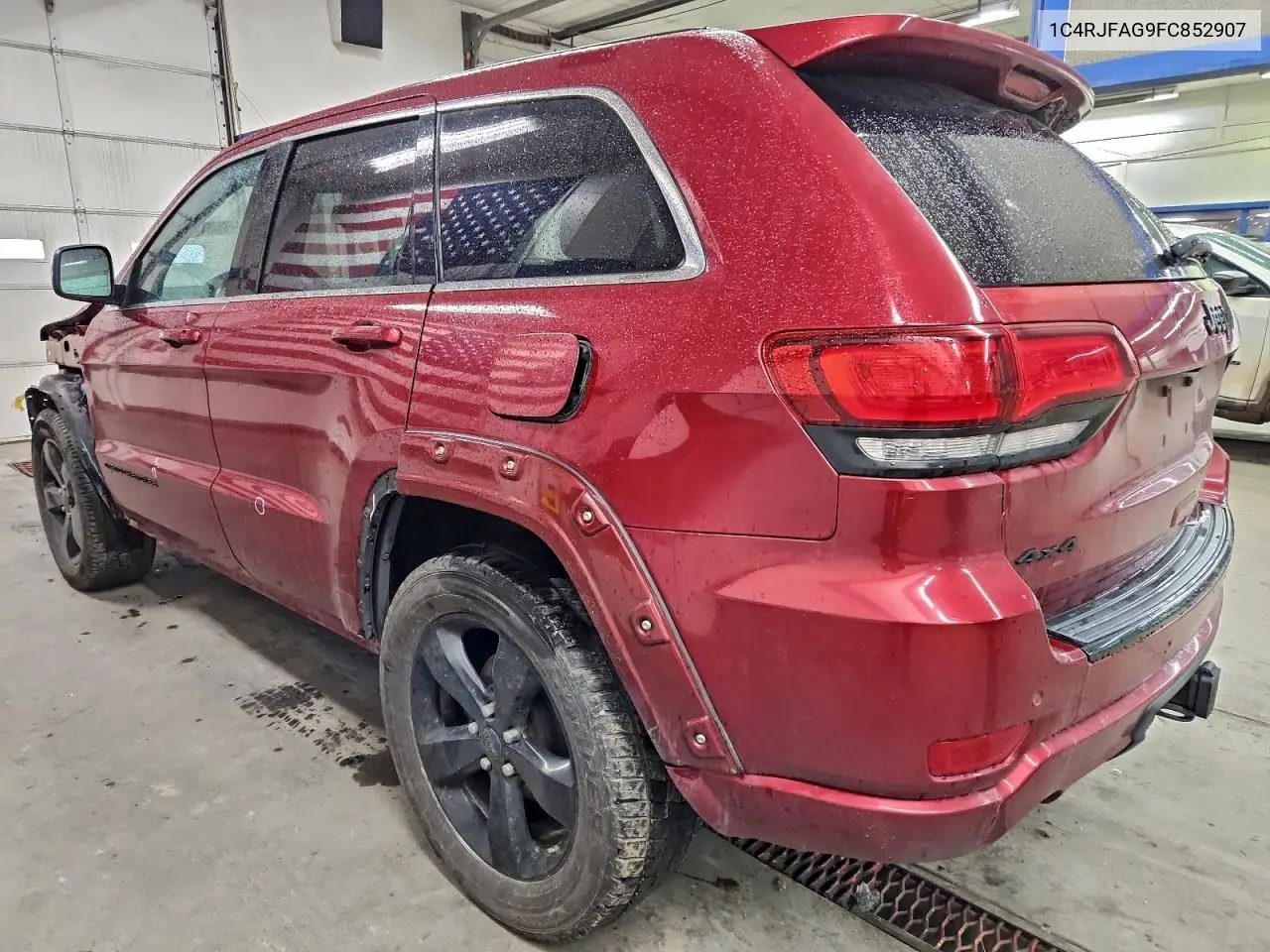 1C4RJFAG9FC852907 2015 Jeep Grand Cherokee Laredo