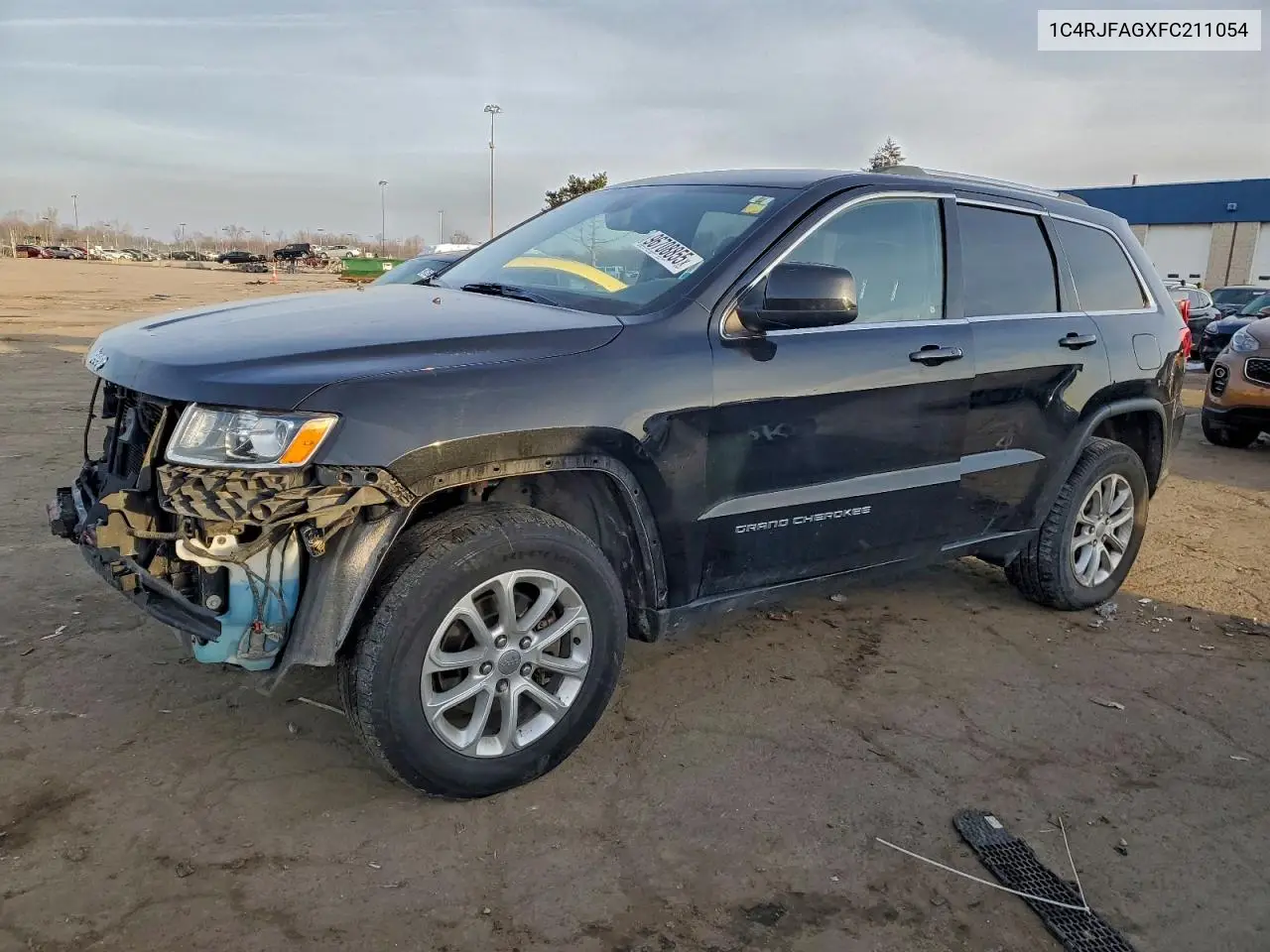 1C4RJFAGXFC211054 2015 Jeep Grand Cherokee Laredo