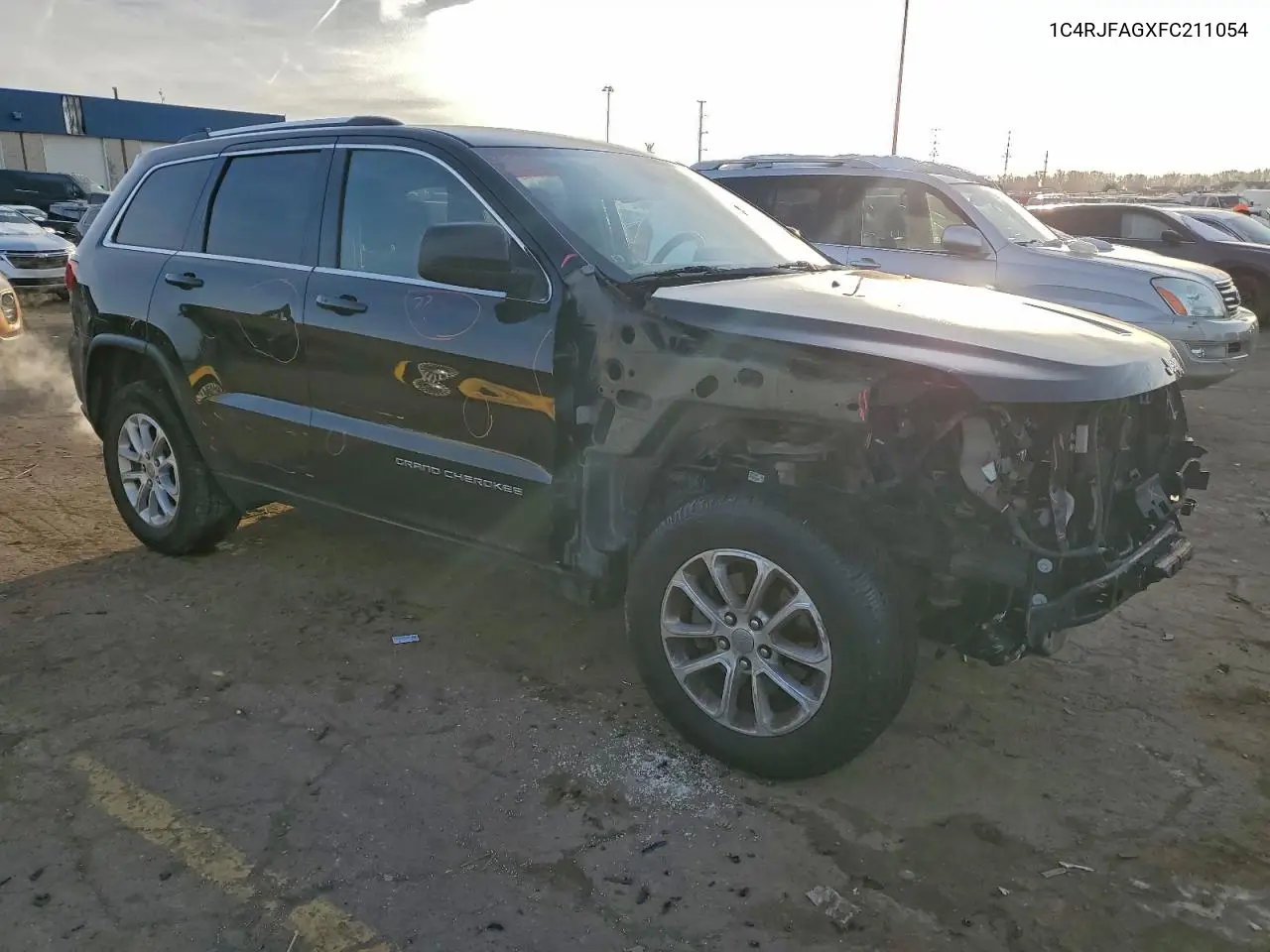 1C4RJFAGXFC211054 2015 Jeep Grand Cherokee Laredo