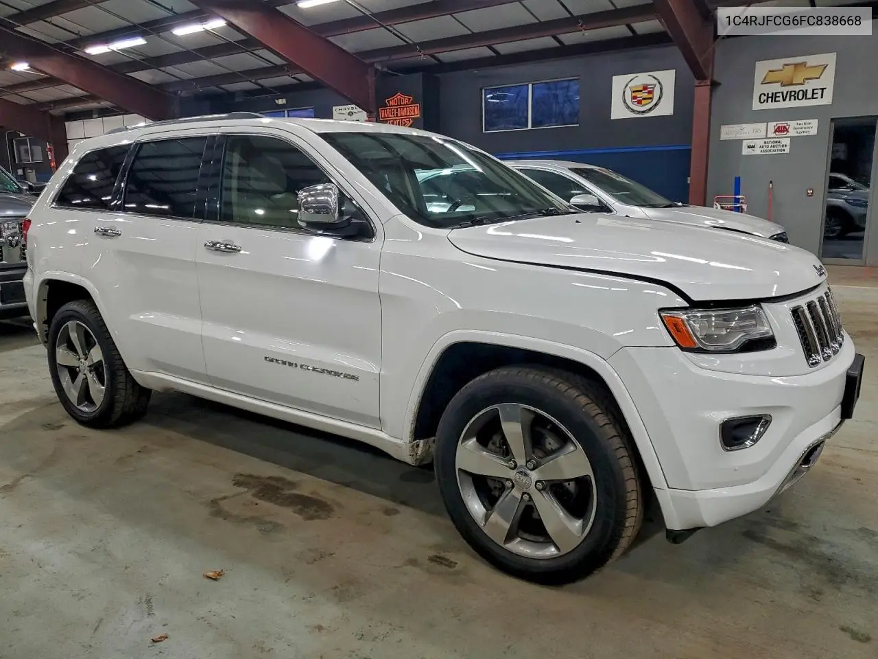 1C4RJFCG6FC838668 2015 Jeep Grand Cherokee Overland