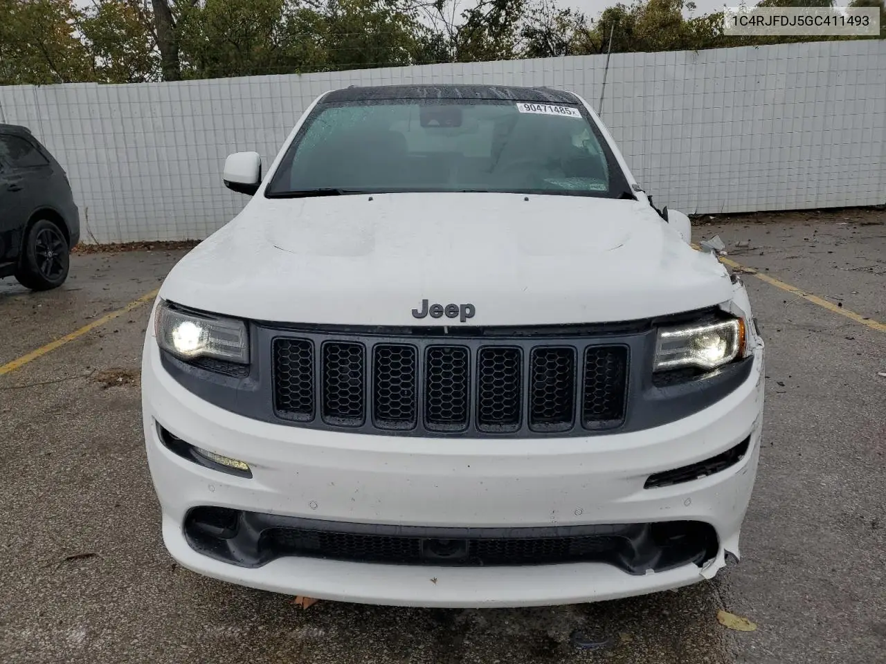 1C4RJFDJ5GC411493 2016 Jeep Grand Cherokee Srt-8
