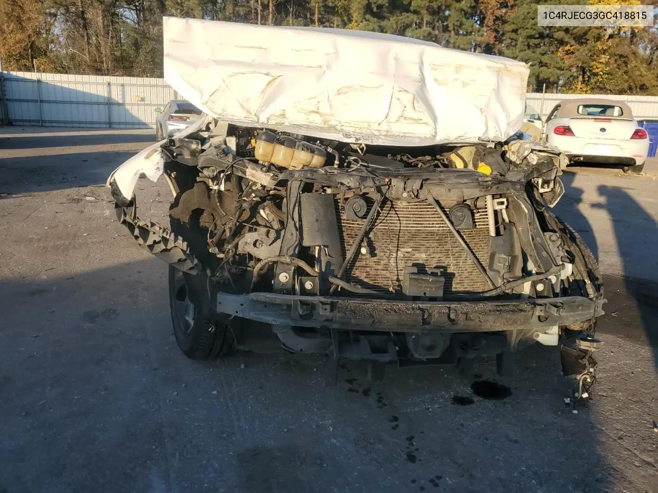 1C4RJECG3GC418815 2016 Jeep Grand Cherokee Overland