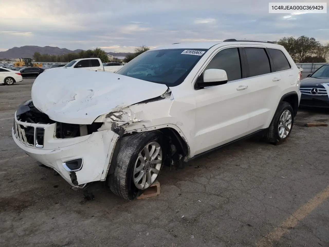 1C4RJEAG0GC369429 2016 Jeep Grand Cherokee Laredo