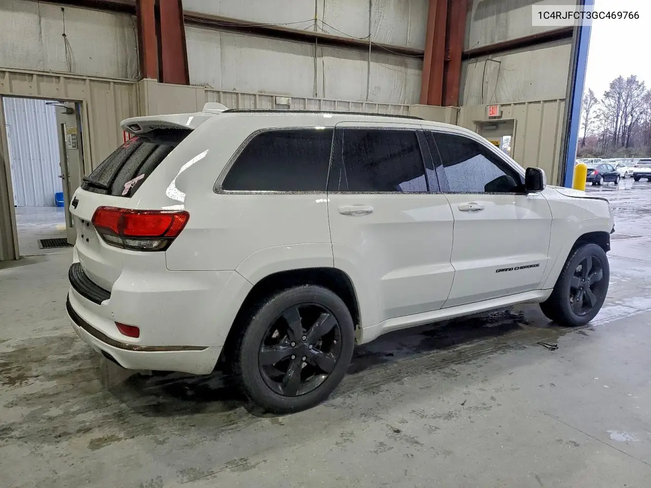 1C4RJFCT3GC469766 2016 Jeep Grand Cherokee Overland