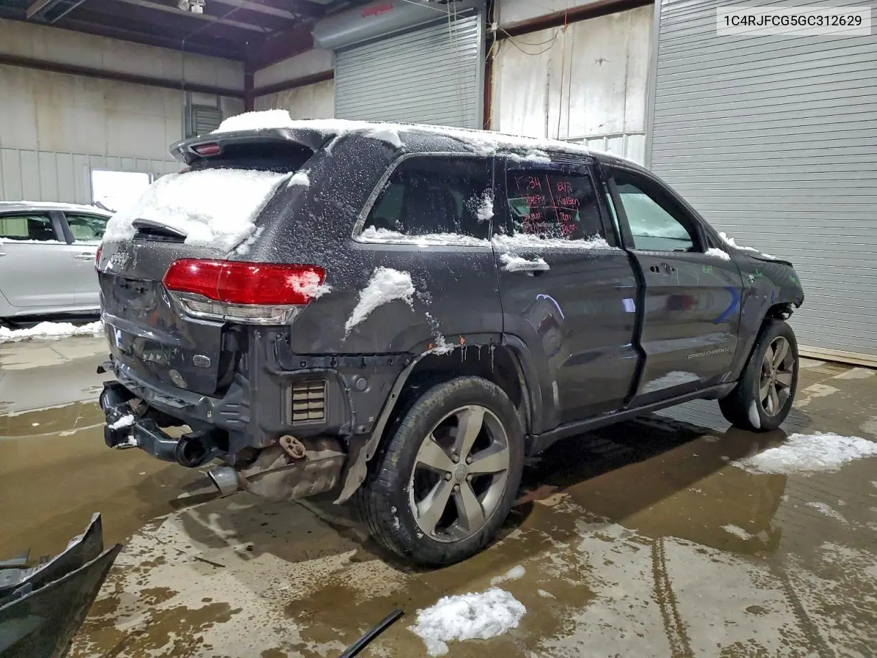 1C4RJFCG5GC312629 2016 Jeep Grand Cherokee Overland