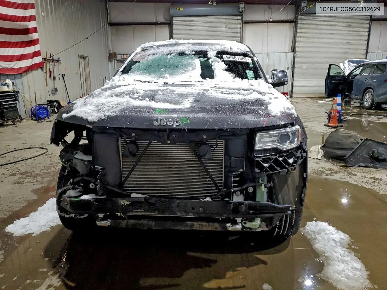 1C4RJFCG5GC312629 2016 Jeep Grand Cherokee Overland
