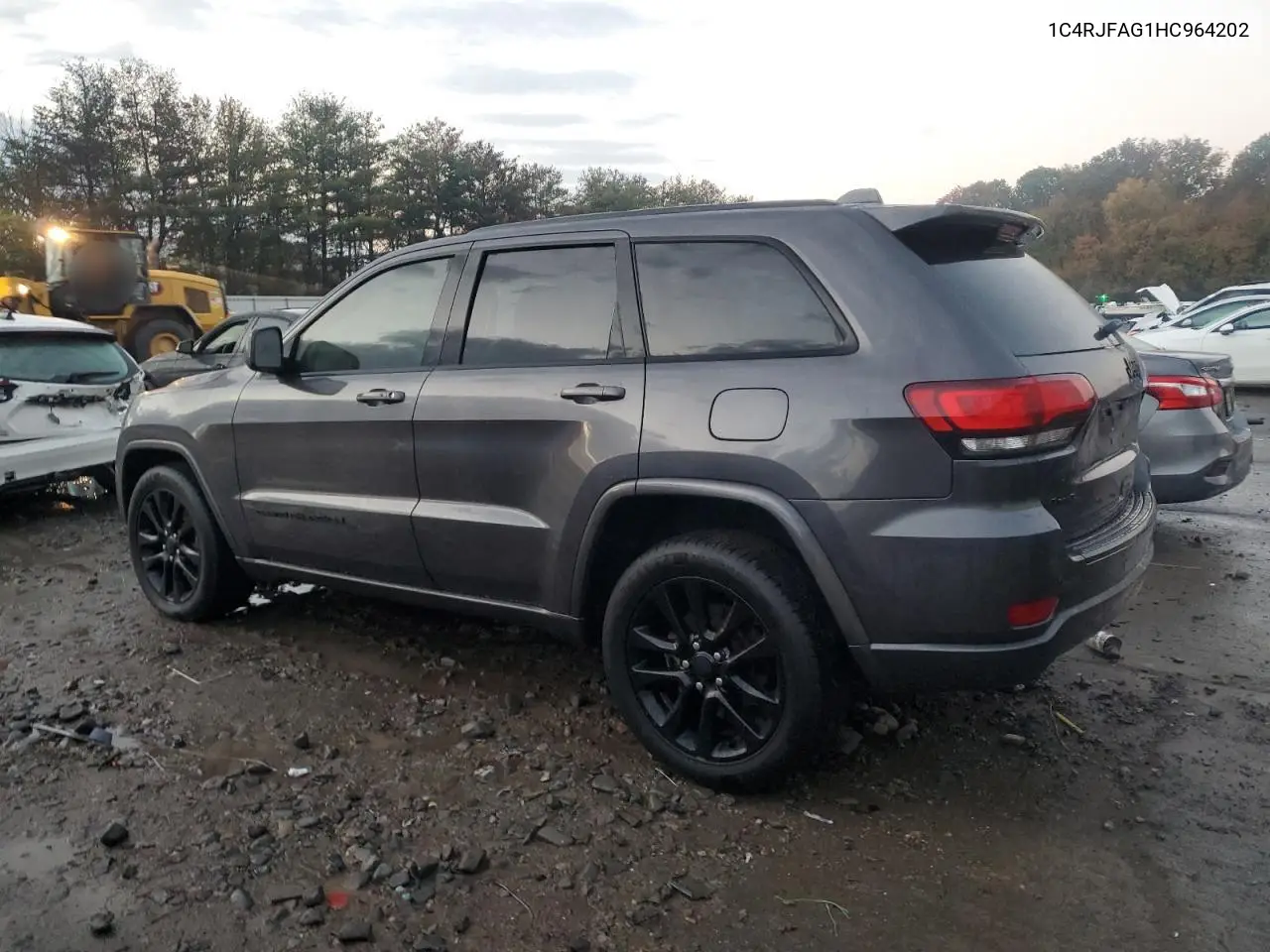 1C4RJFAG1HC964202 2017 Jeep Grand Cherokee Laredo