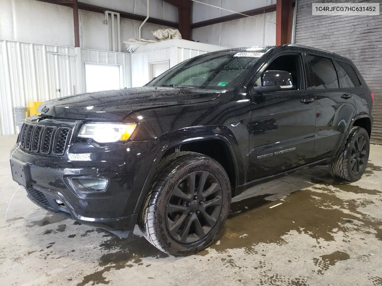 1C4RJFCG7HC631452 2017 Jeep Grand Cherokee Overland