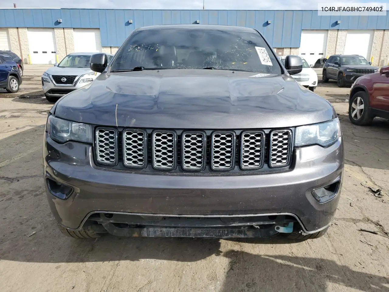 1C4RJFAG8HC749402 2017 Jeep Grand Cherokee Laredo