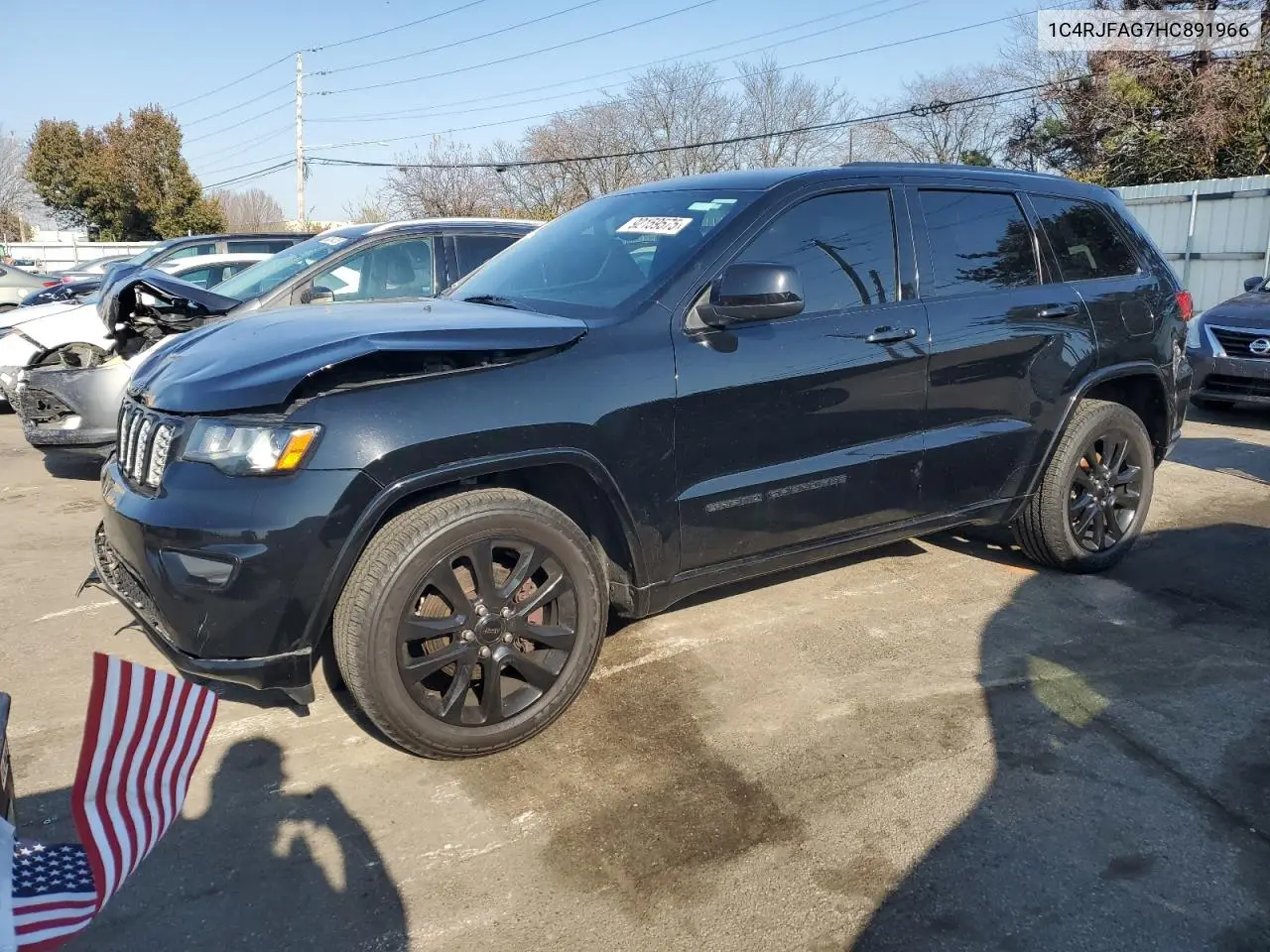 1C4RJFAG7HC891966 2017 Jeep Grand Cherokee Laredo