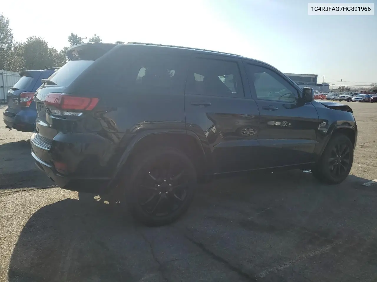 1C4RJFAG7HC891966 2017 Jeep Grand Cherokee Laredo