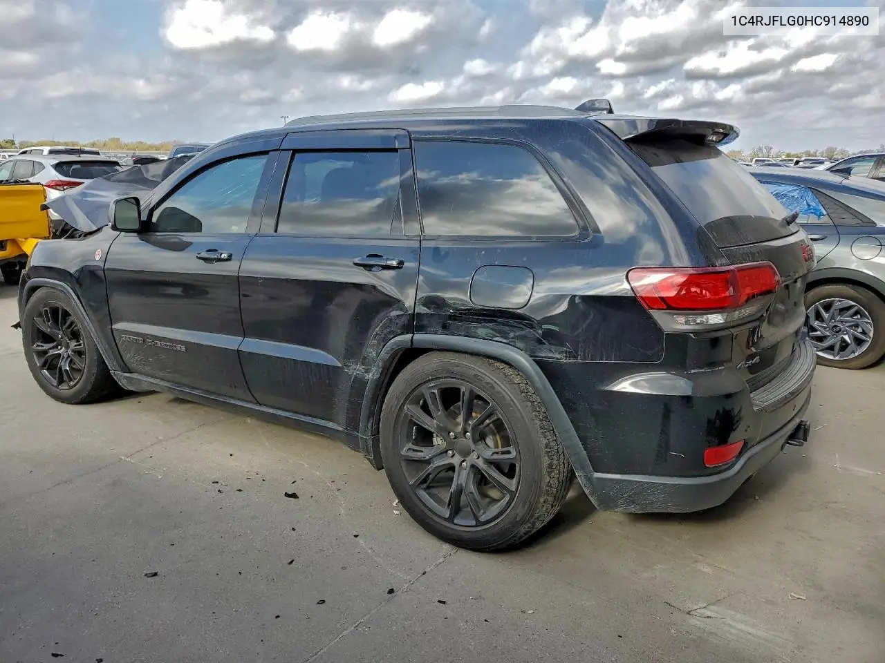 1C4RJFLG0HC914890 2017 Jeep Grand Cherokee Trailhawk