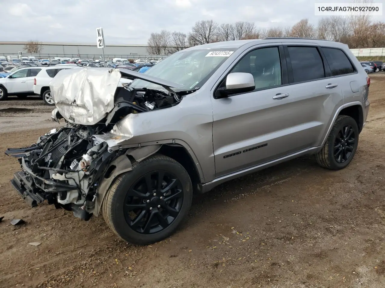 1C4RJFAG7HC927090 2017 Jeep Grand Cherokee Laredo