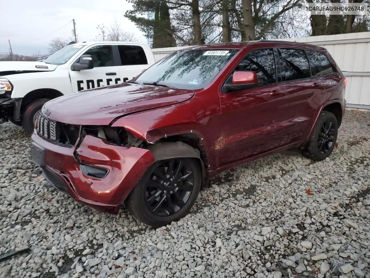 1C4RJFAG9HC926748 2017 Jeep Grand Cherokee Laredo