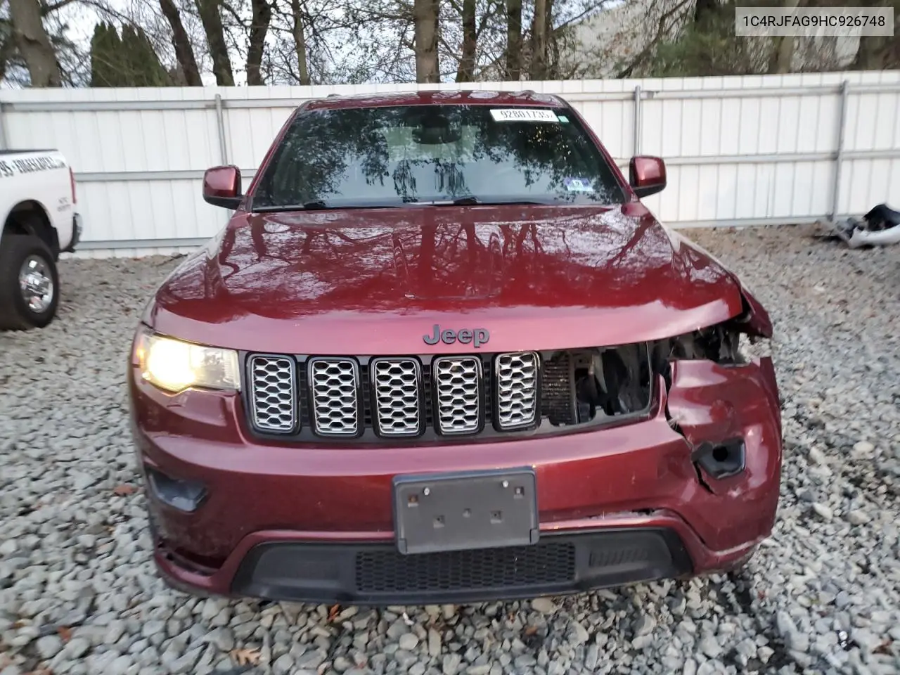 1C4RJFAG9HC926748 2017 Jeep Grand Cherokee Laredo