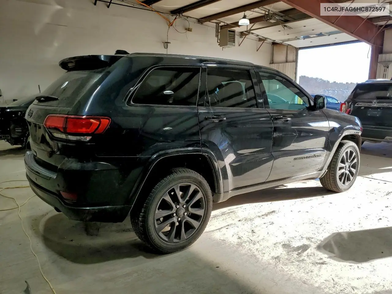 1C4RJFAG6HC872597 2017 Jeep Grand Cherokee Laredo