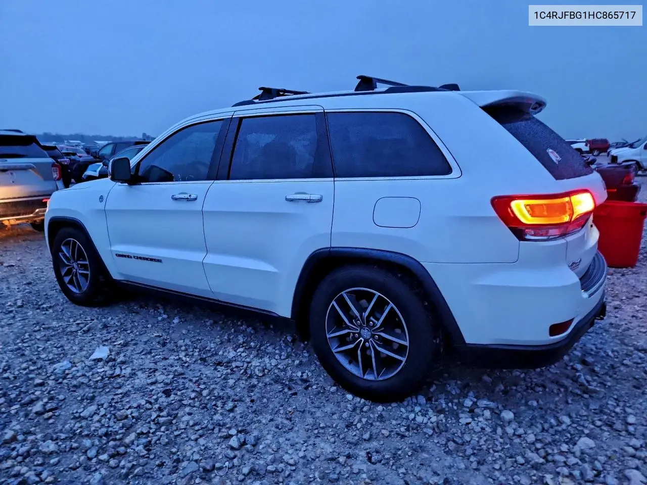 1C4RJFBG1HC865717 2017 Jeep Grand Cherokee Limited