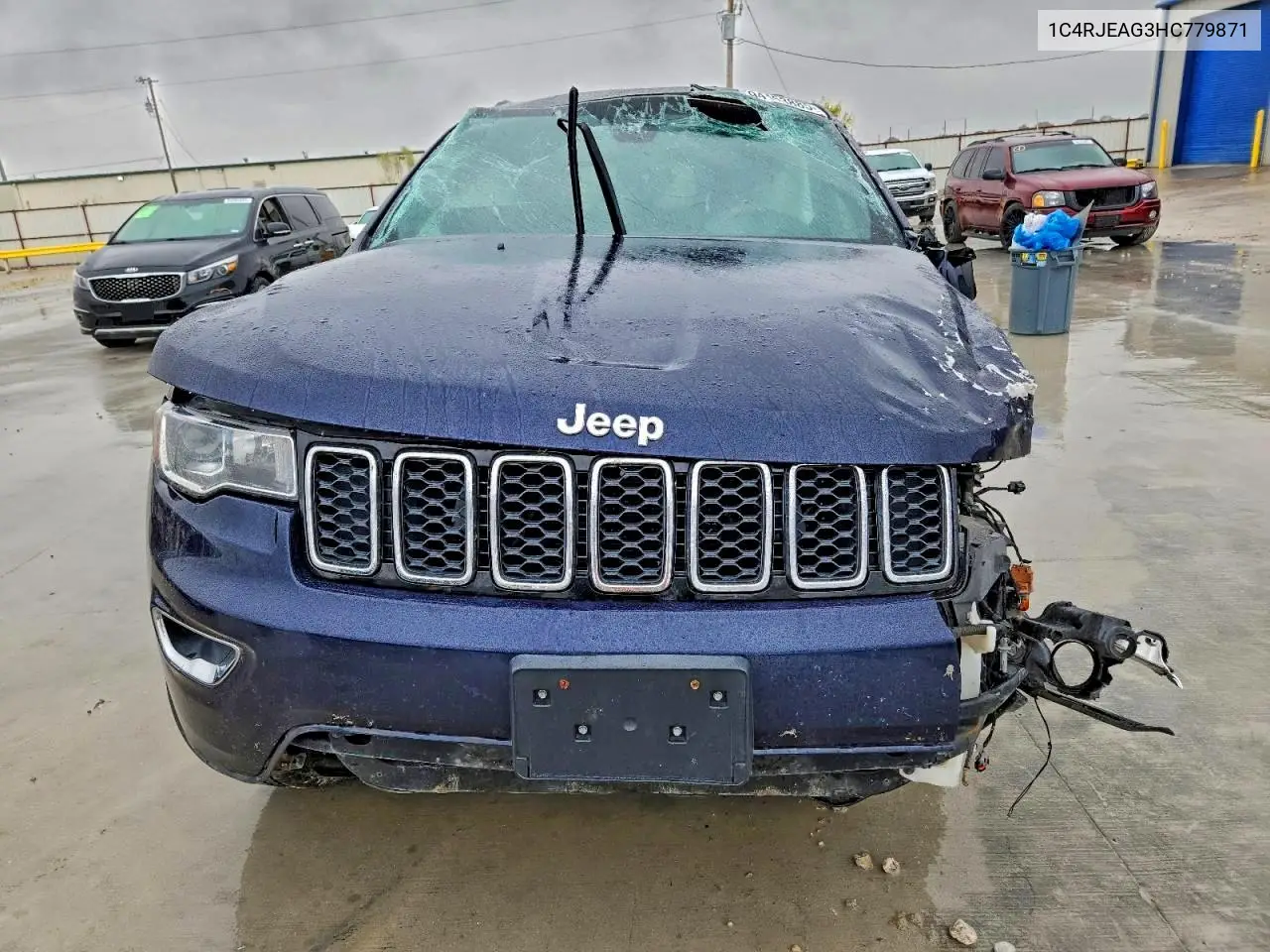 1C4RJEAG3HC779871 2017 Jeep Grand Cherokee Laredo