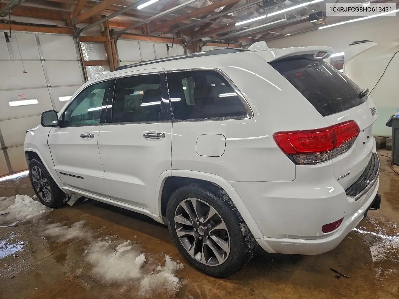 1C4RJFCG8HC613431 2017 Jeep Grand Cherokee Overland