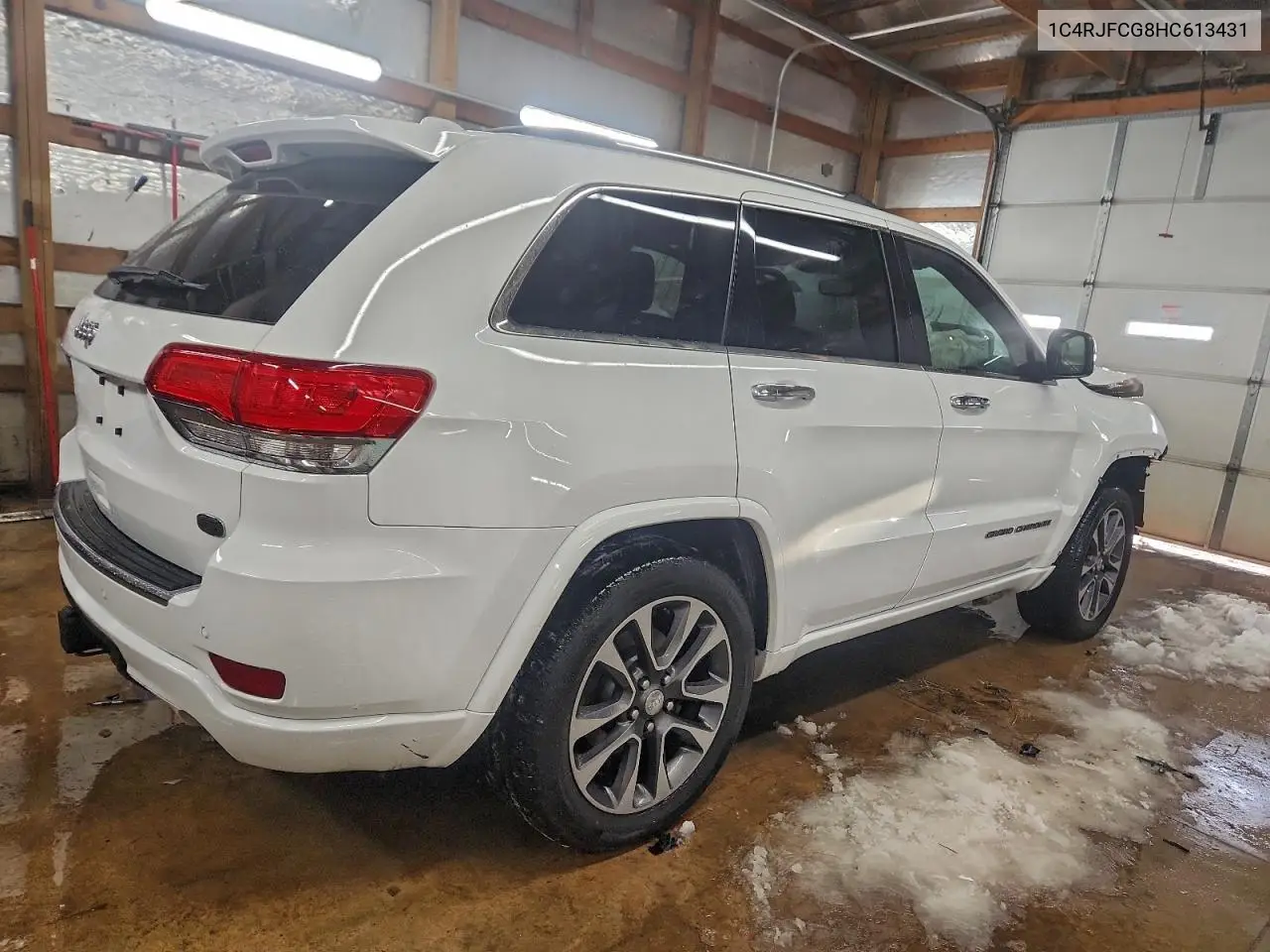 1C4RJFCG8HC613431 2017 Jeep Grand Cherokee Overland