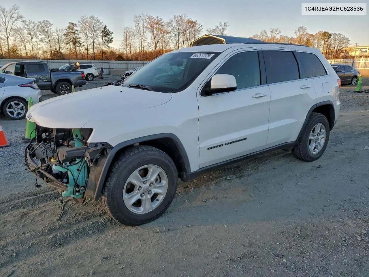 1C4RJEAG2HC628536 2017 Jeep Grand Cherokee Laredo