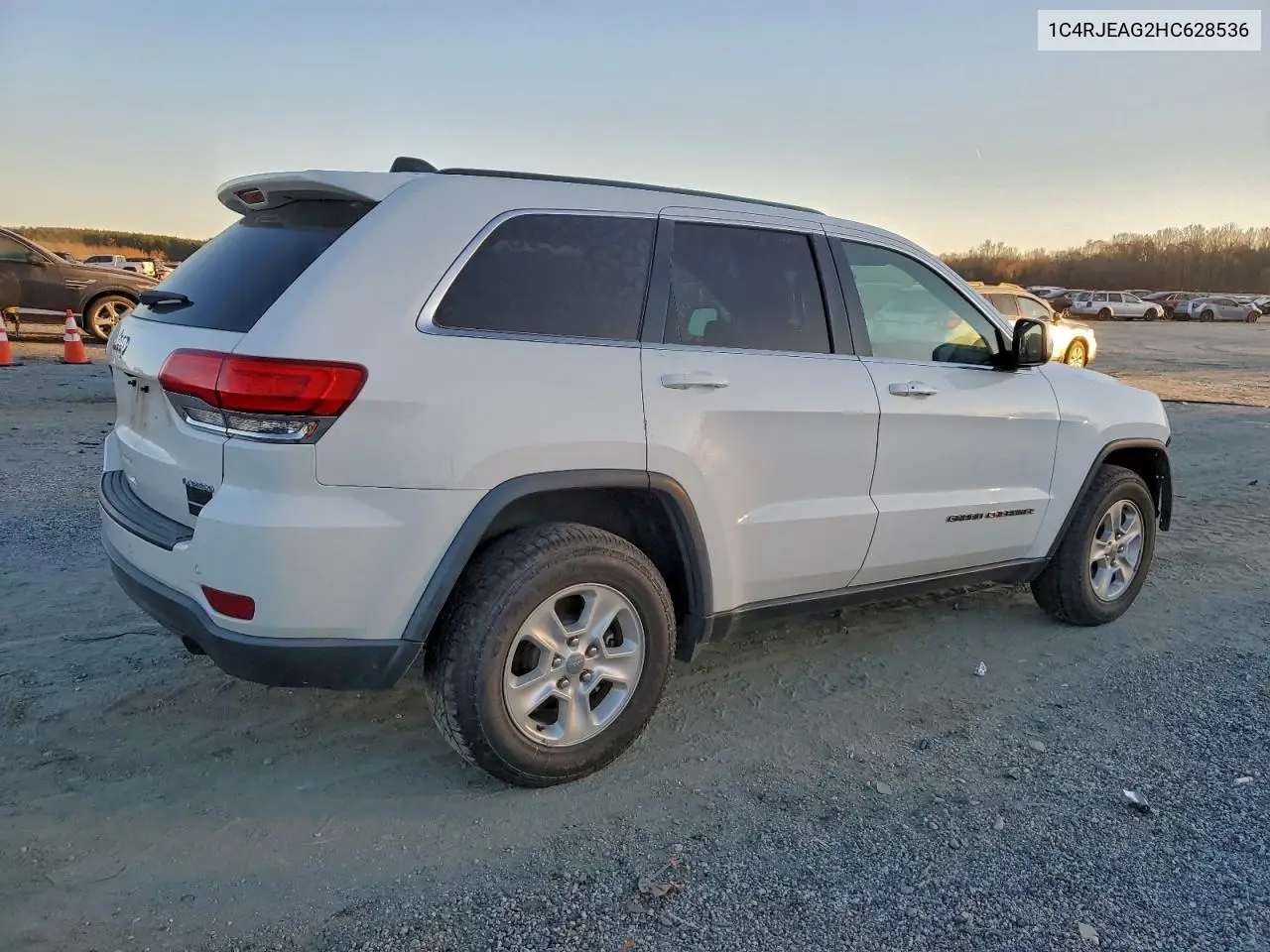 1C4RJEAG2HC628536 2017 Jeep Grand Cherokee Laredo