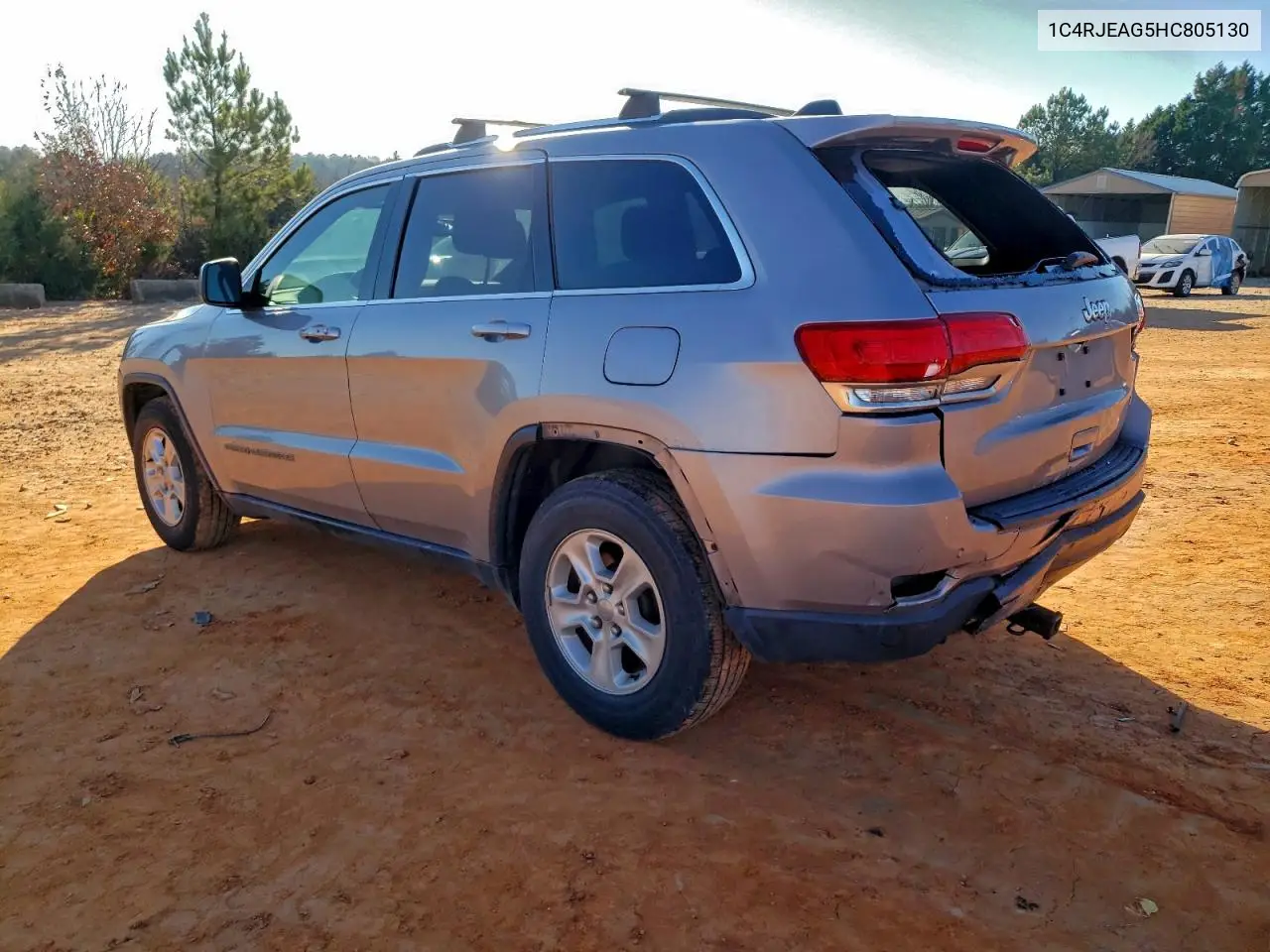 1C4RJEAG5HC805130 2017 Jeep Grand Cherokee Laredo