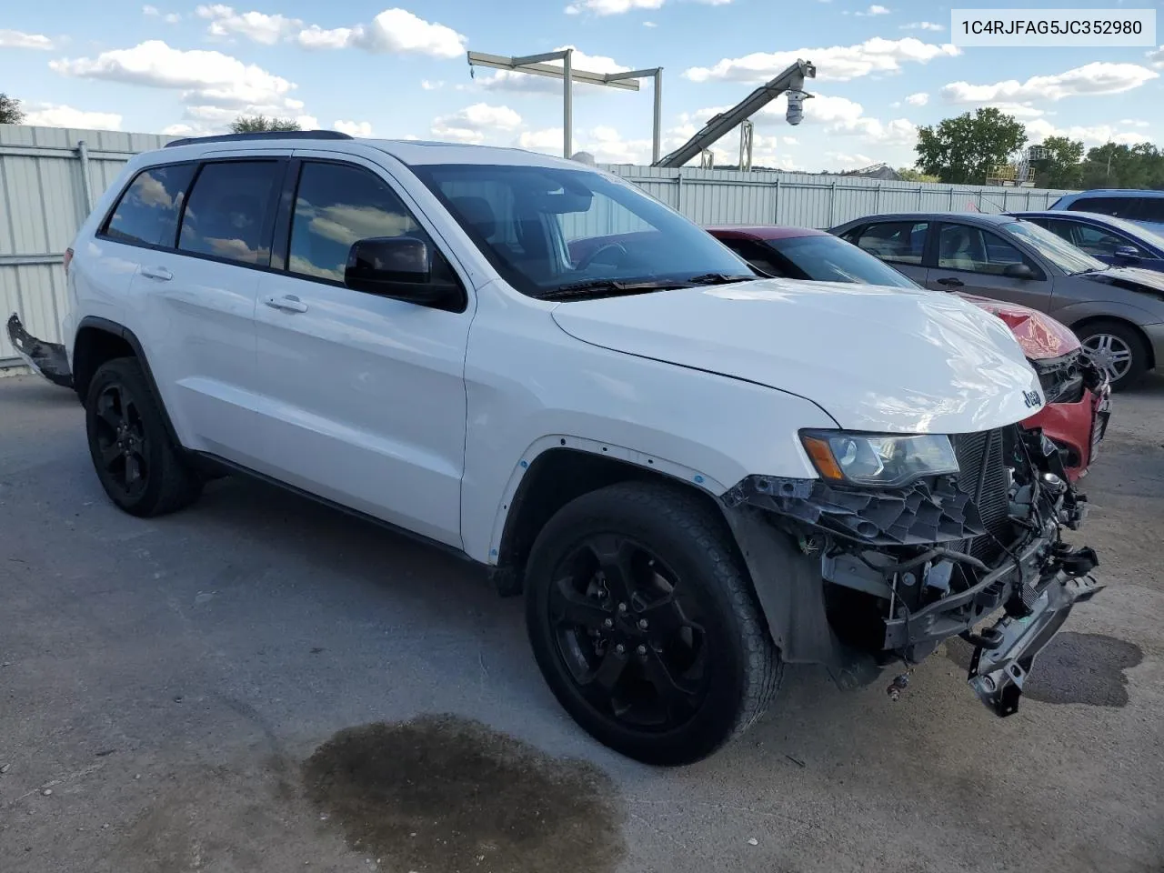 2018 Jeep Grand Cherokee Laredo VIN: 1C4RJFAG5JC352980 Lot: 72330764