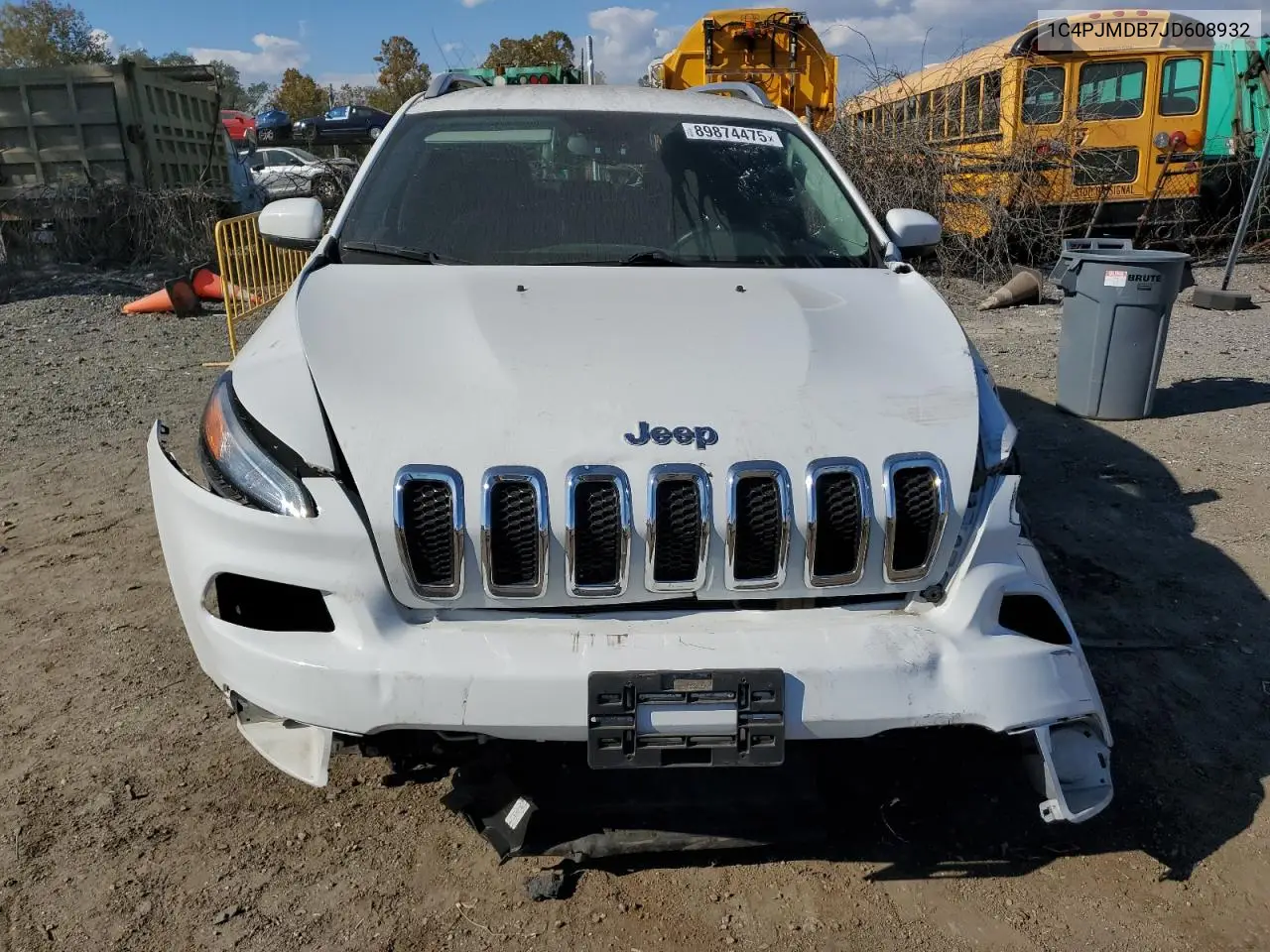 1C4PJMDB7JD608932 2018 Jeep Cherokee Limited