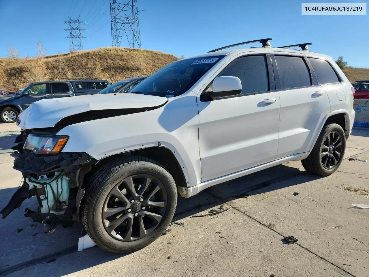 1C4RJFAG6JC137219 2018 Jeep Grand Cherokee Laredo