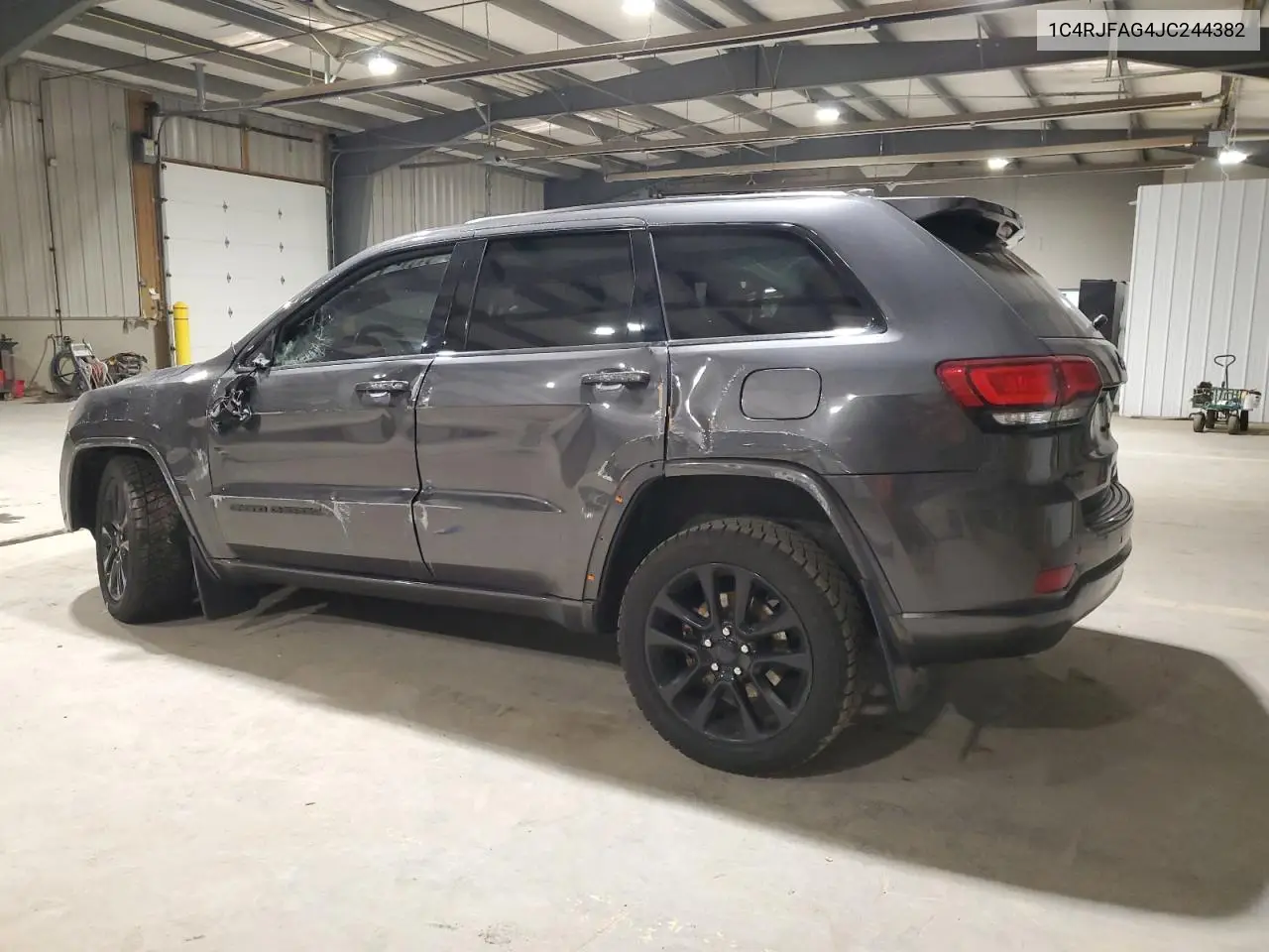 1C4RJFAG4JC244382 2018 Jeep Grand Cherokee Laredo