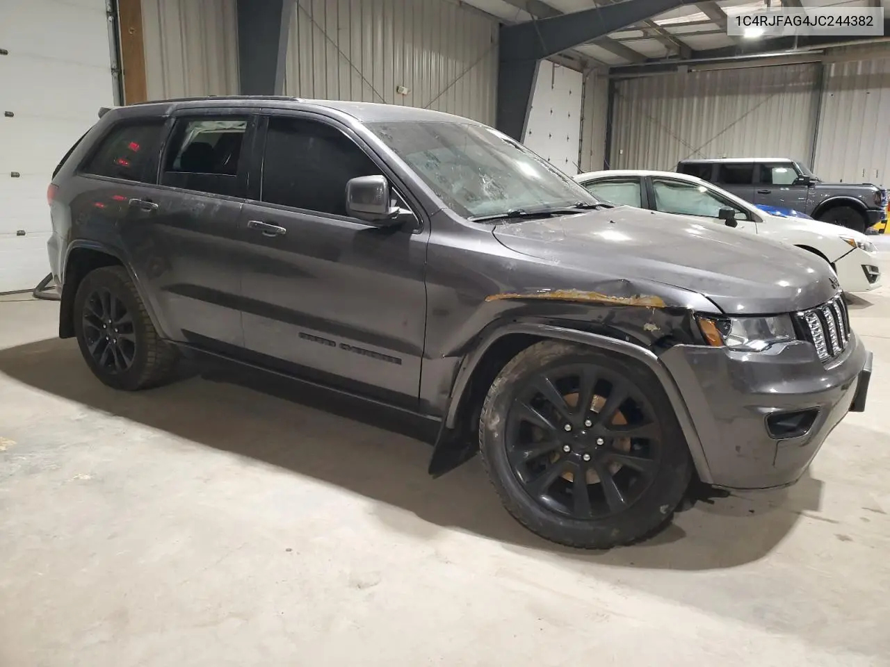1C4RJFAG4JC244382 2018 Jeep Grand Cherokee Laredo