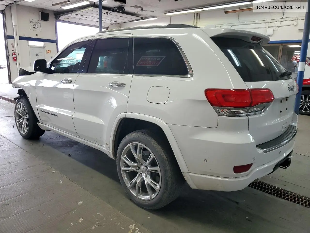 1C4RJECG4JC301641 2018 Jeep Grand Cherokee Overland