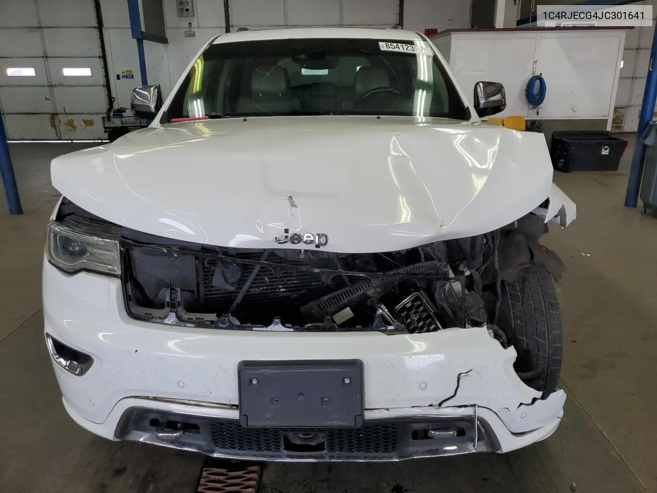 1C4RJECG4JC301641 2018 Jeep Grand Cherokee Overland
