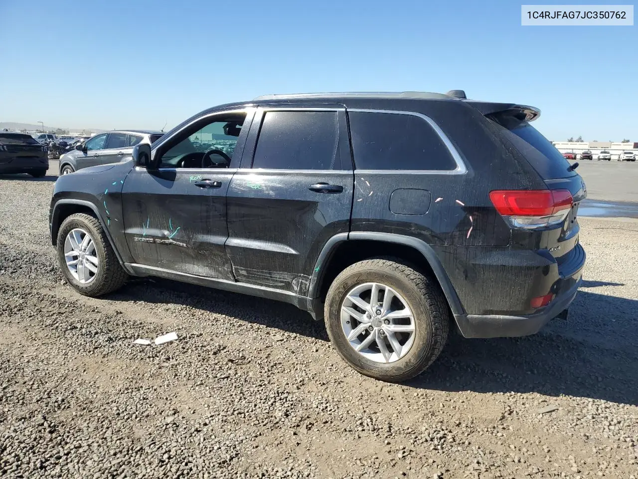 1C4RJFAG7JC350762 2018 Jeep Grand Cherokee Laredo