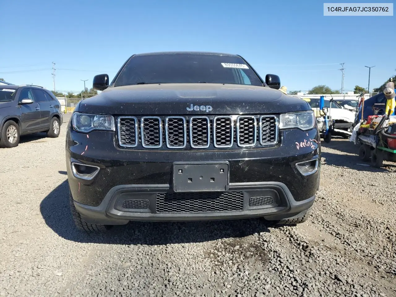 1C4RJFAG7JC350762 2018 Jeep Grand Cherokee Laredo