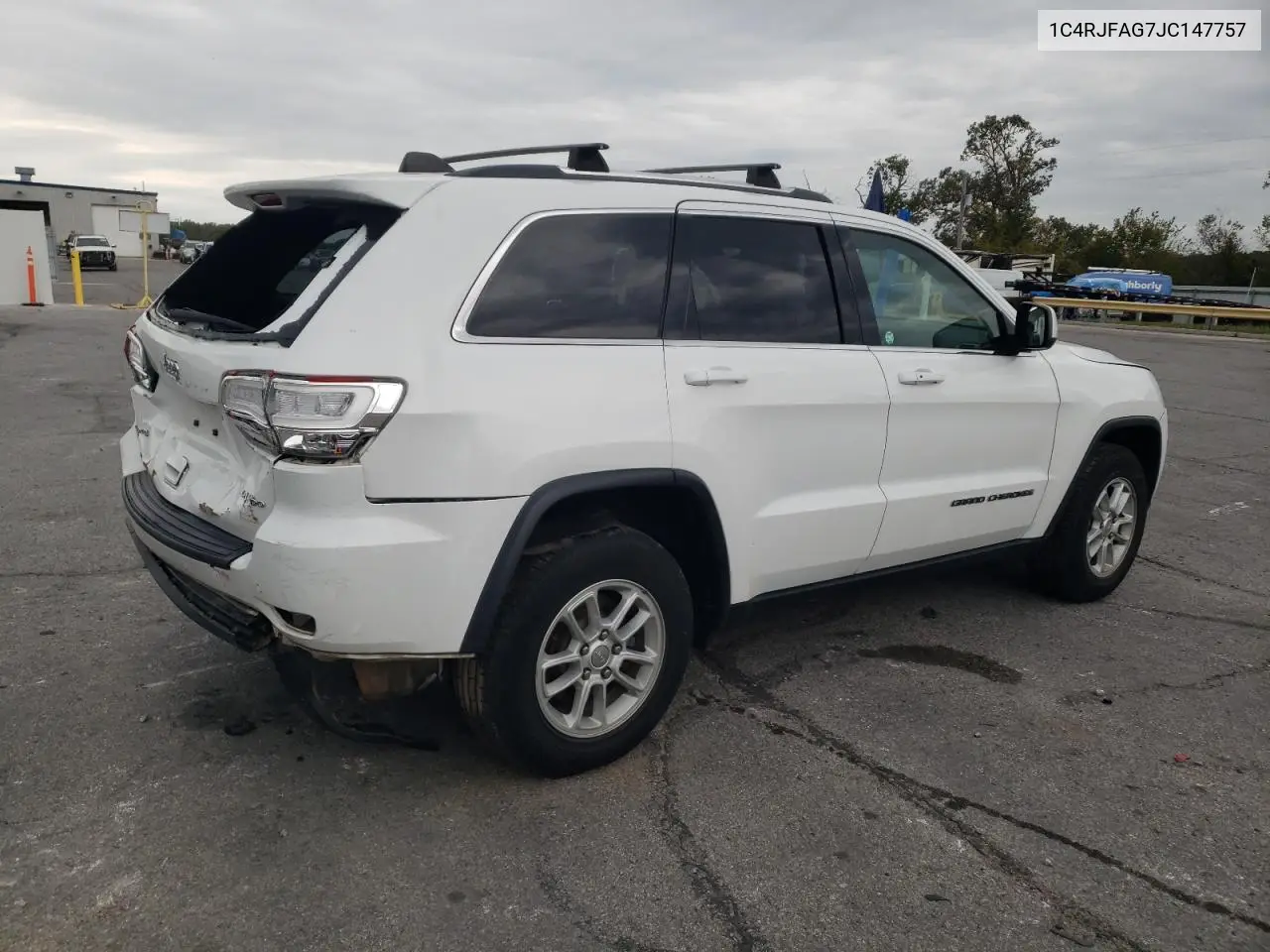 1C4RJFAG7JC147757 2018 Jeep Grand Cherokee Laredo