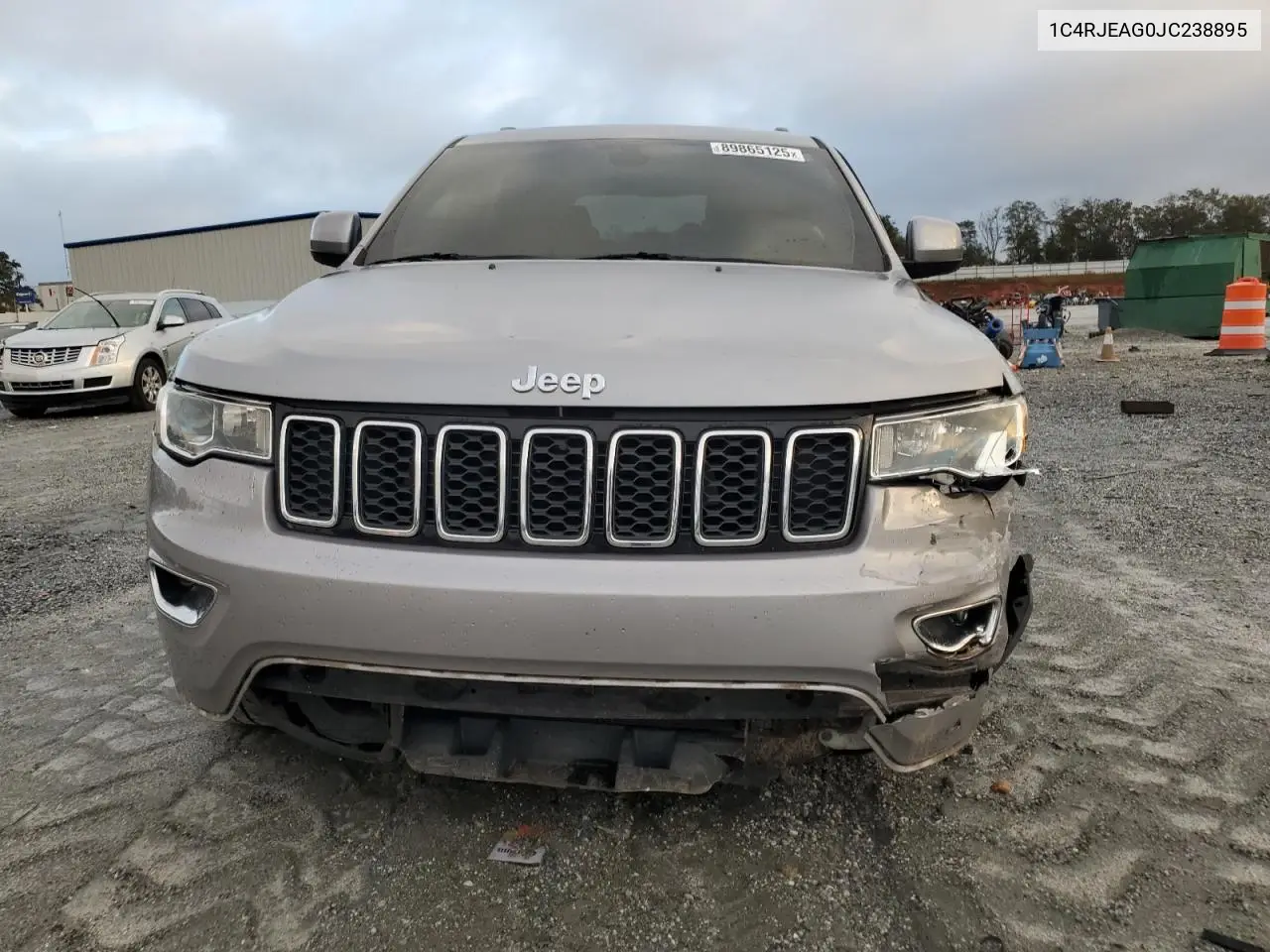 1C4RJEAG0JC238895 2018 Jeep Grand Cherokee Laredo