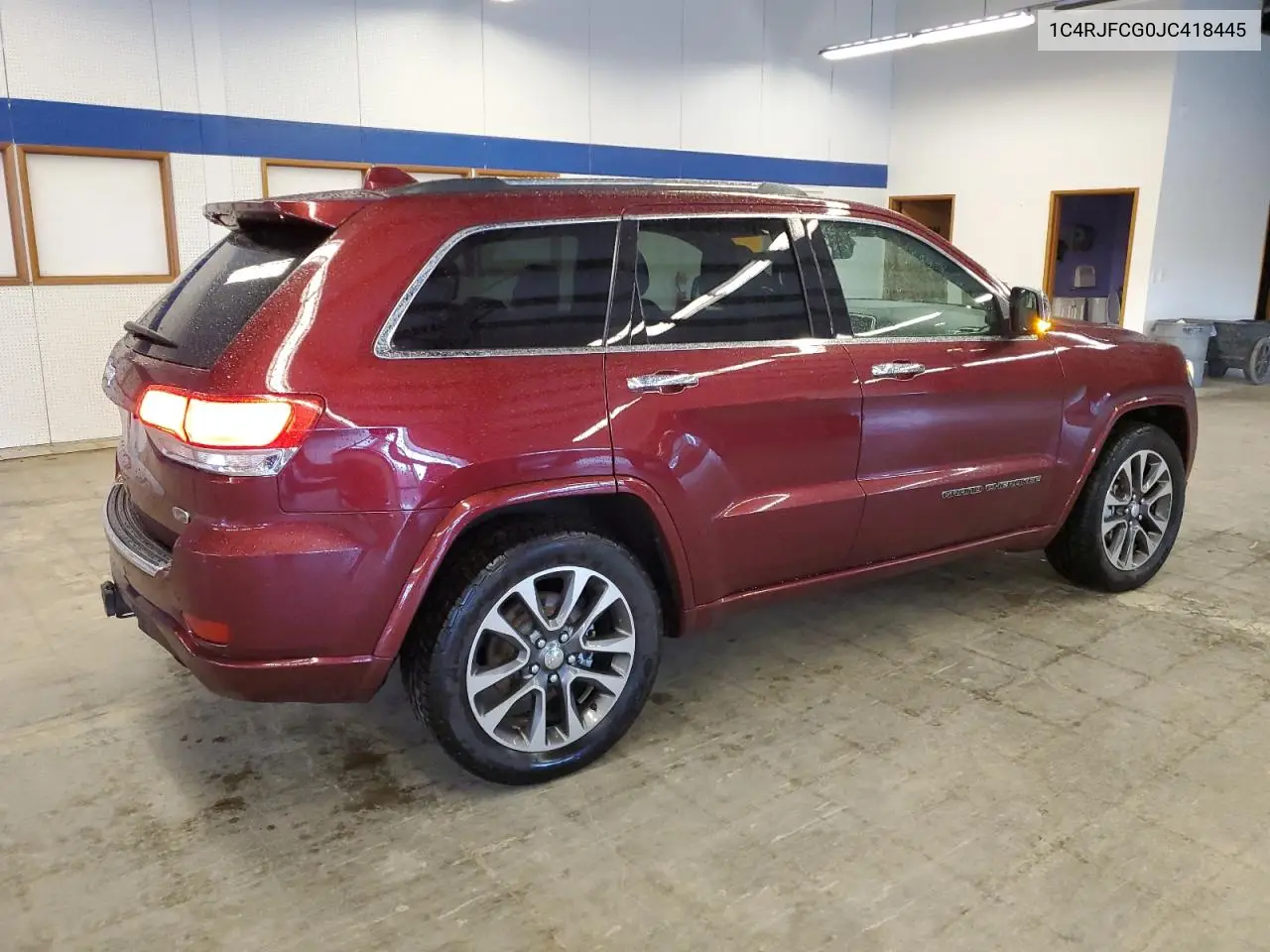 1C4RJFCG0JC418445 2018 Jeep Grand Cherokee Overland