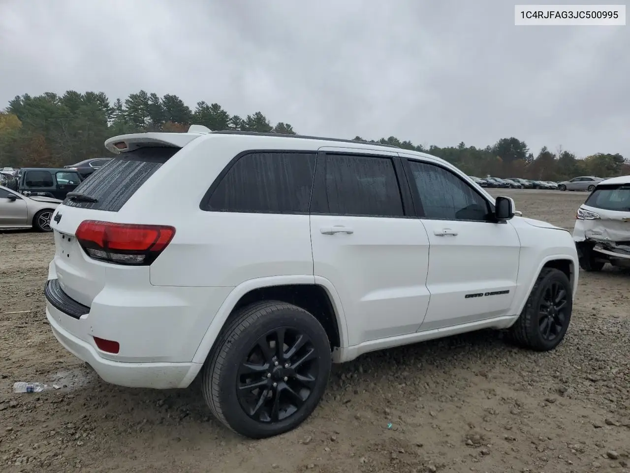 1C4RJFAG3JC500995 2018 Jeep Grand Cherokee Laredo