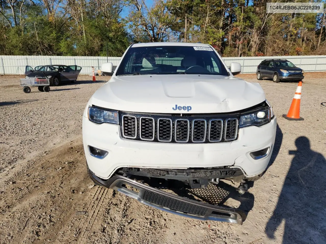 1C4RJEBG6JC228239 2018 Jeep Grand Cherokee Limited