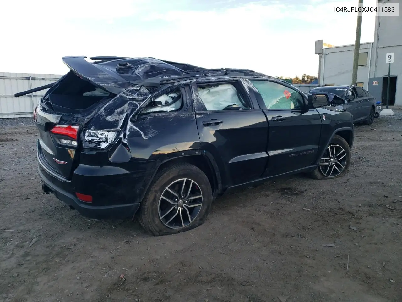 1C4RJFLGXJC411583 2018 Jeep Grand Cherokee Trailhawk