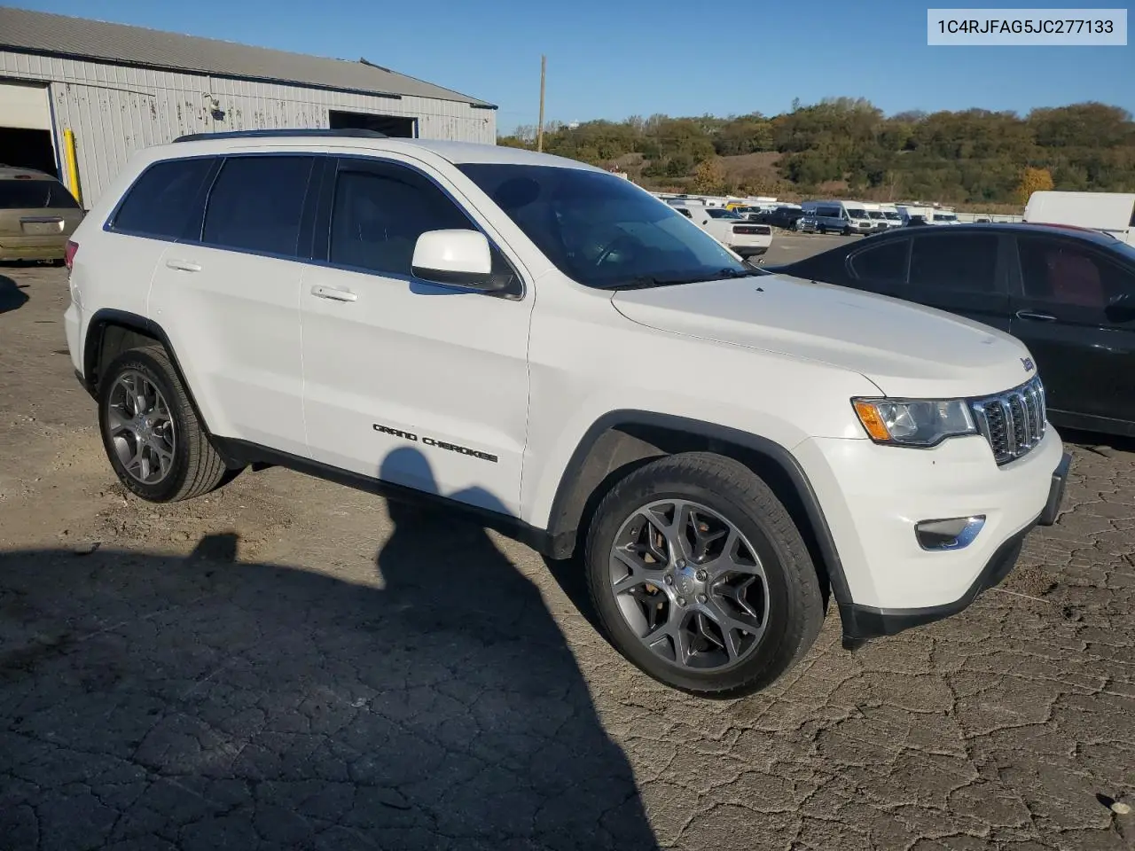 1C4RJFAG5JC277133 2018 Jeep Grand Cherokee Laredo