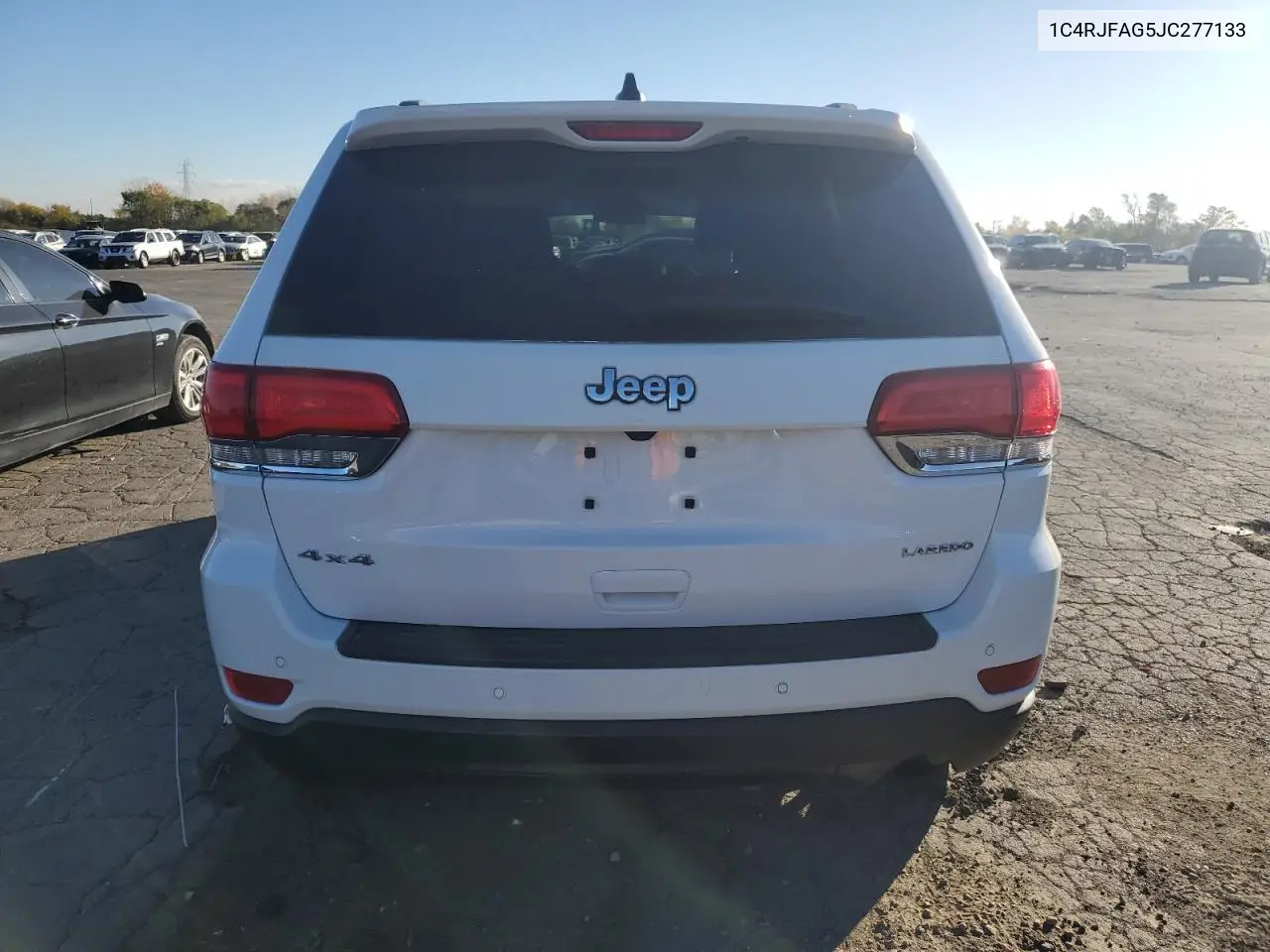 1C4RJFAG5JC277133 2018 Jeep Grand Cherokee Laredo