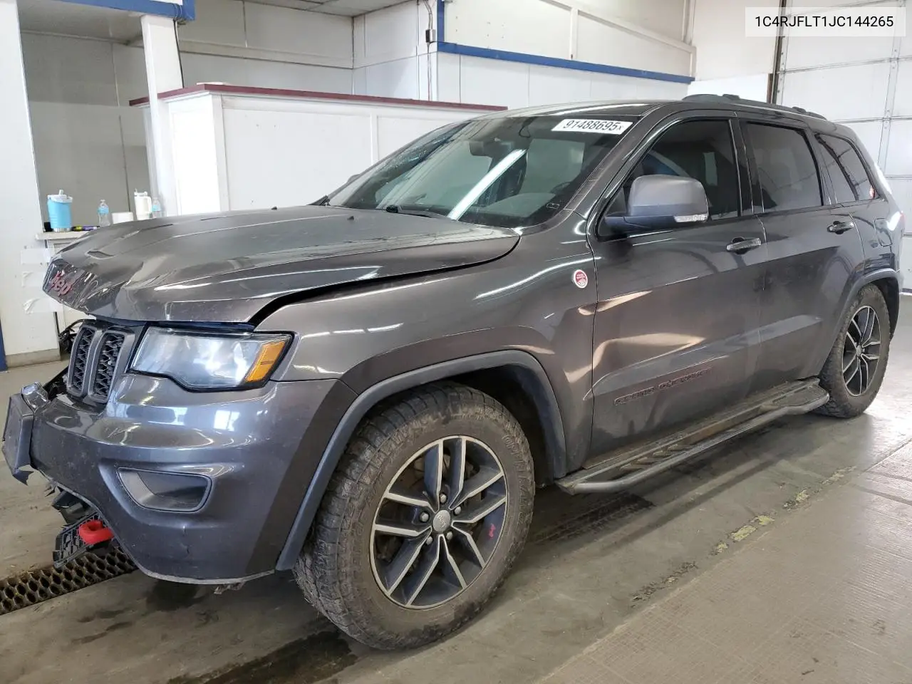 1C4RJFLT1JC144265 2018 Jeep Grand Cherokee Trailhawk