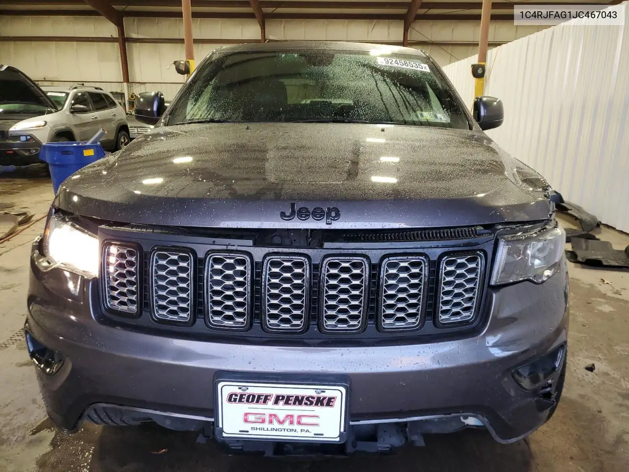 1C4RJFAG1JC467043 2018 Jeep Grand Cherokee Laredo