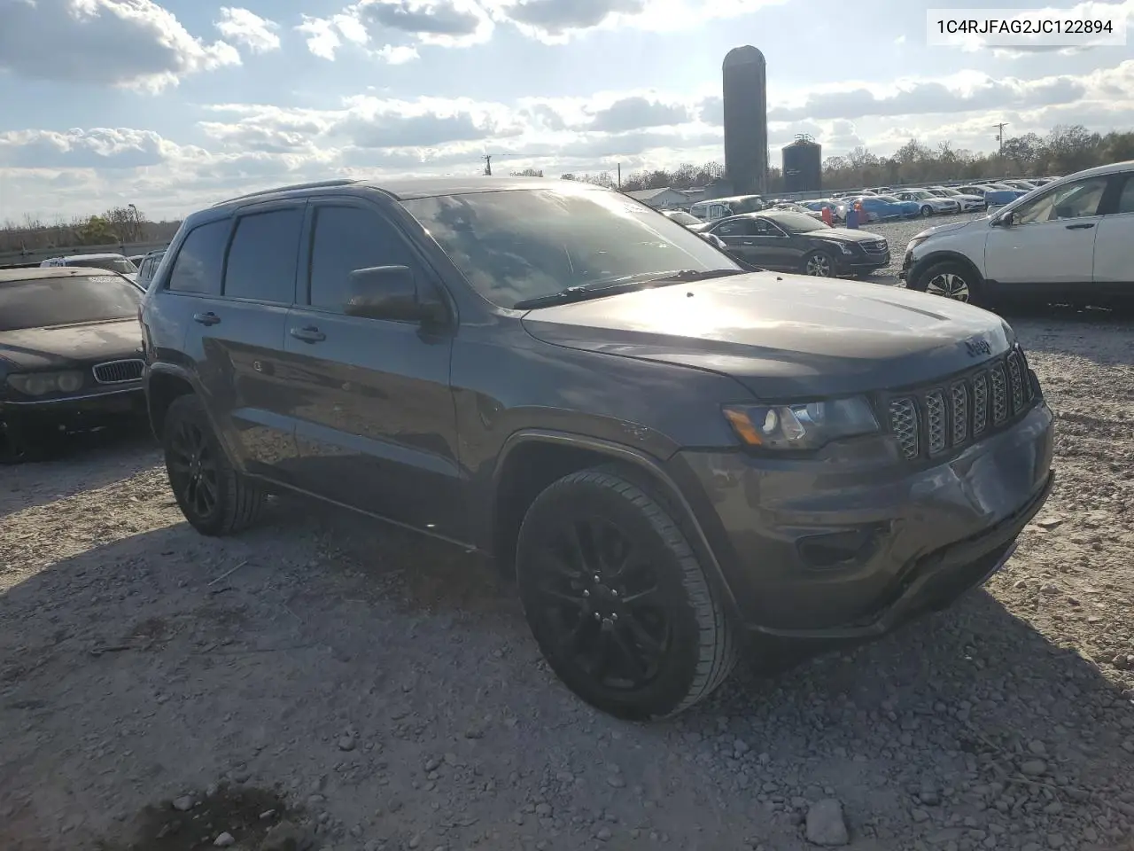 1C4RJFAG2JC122894 2018 Jeep Grand Cherokee Laredo