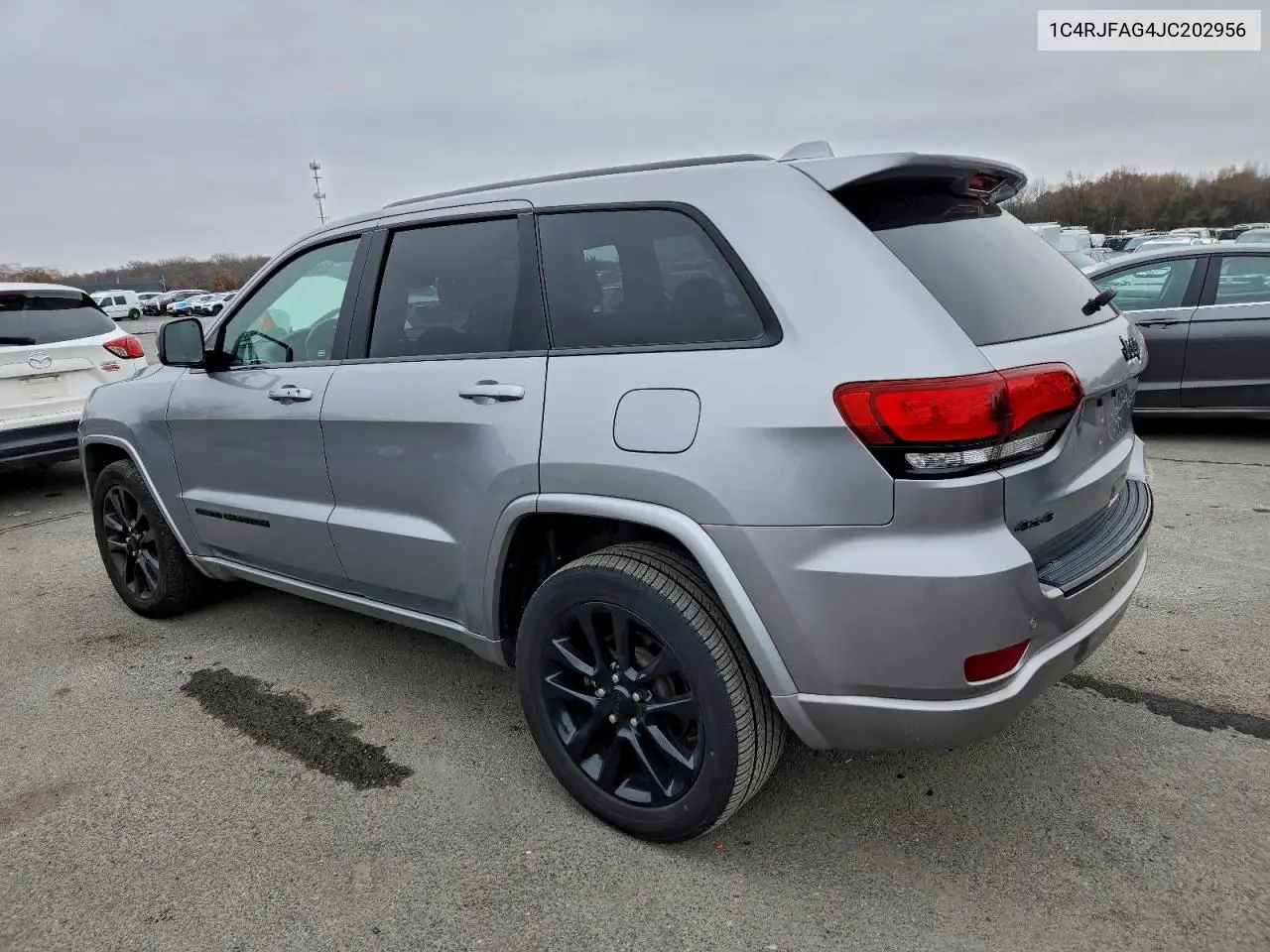 1C4RJFAG4JC202956 2018 Jeep Grand Cherokee Laredo