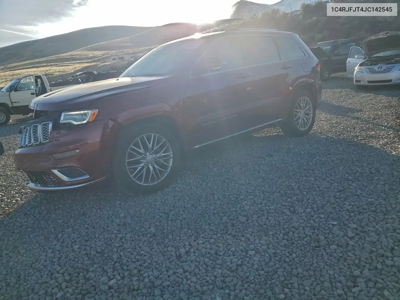 1C4RJFJT4JC142545 2018 Jeep Grand Cherokee Summit
