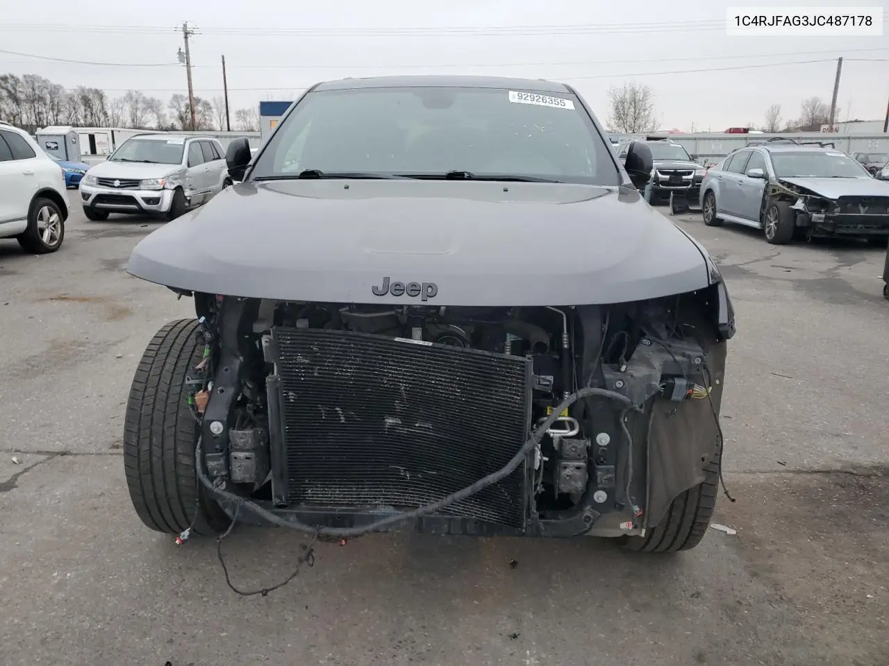 1C4RJFAG3JC487178 2018 Jeep Grand Cherokee Laredo